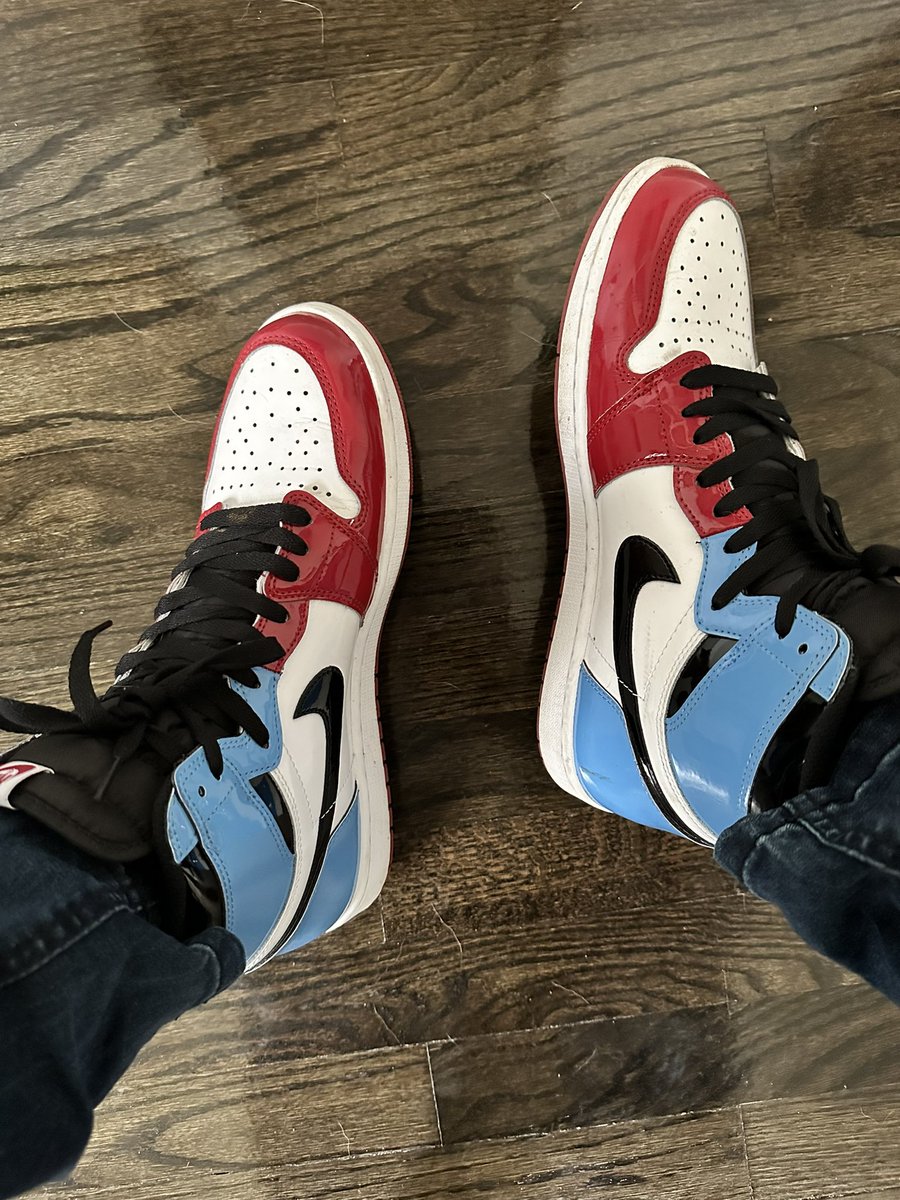 AhsanGhostOps's tweet photo. Happy #FreshKICKFriday we hitting the streets and talking about Fiber! #MakingWaves @GreaterLakesMkt @TBellNorthFlo @GLM_CultureC https://t.co/05gdcgjeRO