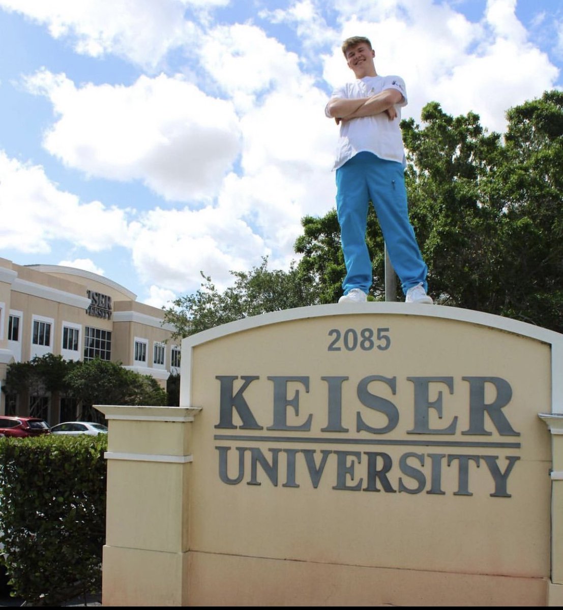 MChawkwrestling's tweet photo. Big shoutout to former Mill Creek standout, Zach Fix, for graduating with his BSN from Keiser University. Zach was a 3x state qualifier and our first ever athlete to earn a scholarship to wrestle in college! 

#HawksOnTop https://t.co/B3UaBdK48R