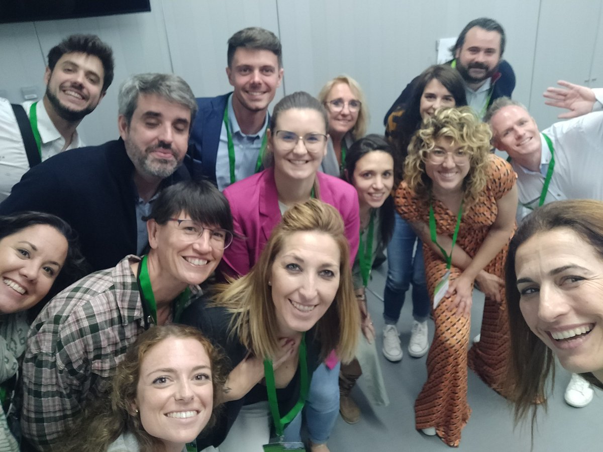 monicanegredo's tweet photo. Hoy hemos comenzado una nueva etapa en la simulacion interdisciplinaria. En @Sessep_Esp formación profesional, pregrado y continuada juntas para avanzar en el mundo de la simulacion interdisciplinaria. Vamos equipo💪 https://t.co/OEWdzQAVoN