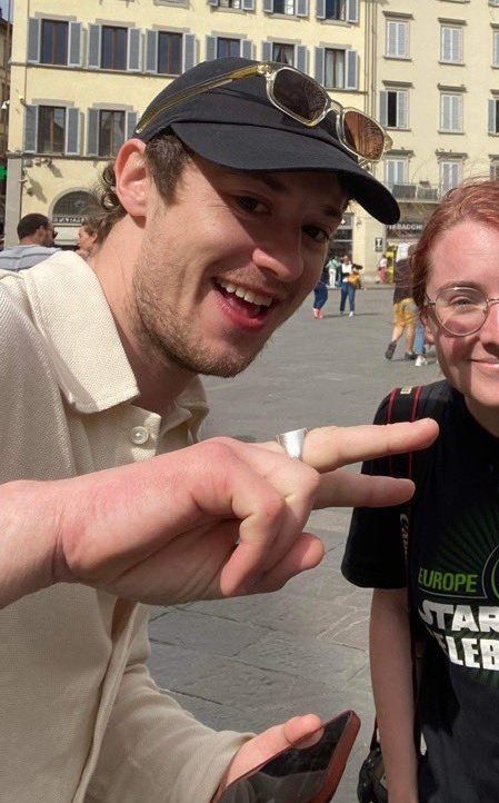 jamiebowerBOT_'s tweet image. Ontem eu mandei ele aparecer e ele apareceu. Vê se não me obedece?  @joequinn94BOT 😘