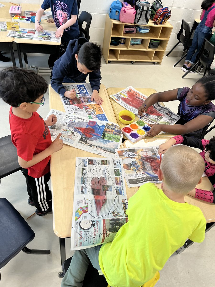 msjmedeiros's tweet photo. Reusing newspaper to explore with water colour 🎨🖌️ https://t.co/1BW6Ma67t2