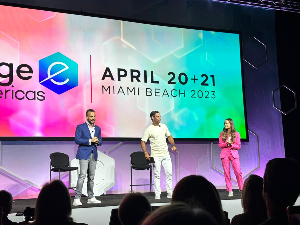 volvoshine's tweet image. &quot;This is the MOST exciting tech conference I&apos;ve EVER been to&quot;
- @ericschmidt  👀🔥

@FrancisSuarez @melmedina305

@eMergeAmericas
#eMergeAmericas #MiamiTechMonth