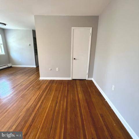 AnneFitzHomes's tweet photo. 1100 TYSON AVE #A10, Abington, PA 19001 just hit the market! Only $1400 per month includes heat and water! Take a look at this awesome space: https://t.co/QULHqC0cAS https://t.co/0vIIcjb091