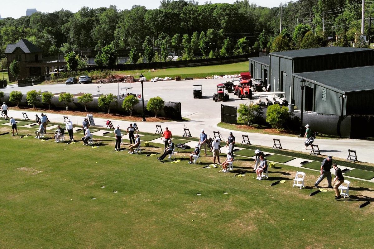 pgareachga's tweet photo. PGA HOPE instructor training @bobbyjonesgc! Glad to see so many of our @GeorgiaPGA Professionals and Associates training to get their PGA HOPE certification and help change veterans lives! For more info visit https://t.co/aGLmPRVpZ3! https://t.co/9dTrUpawvL
