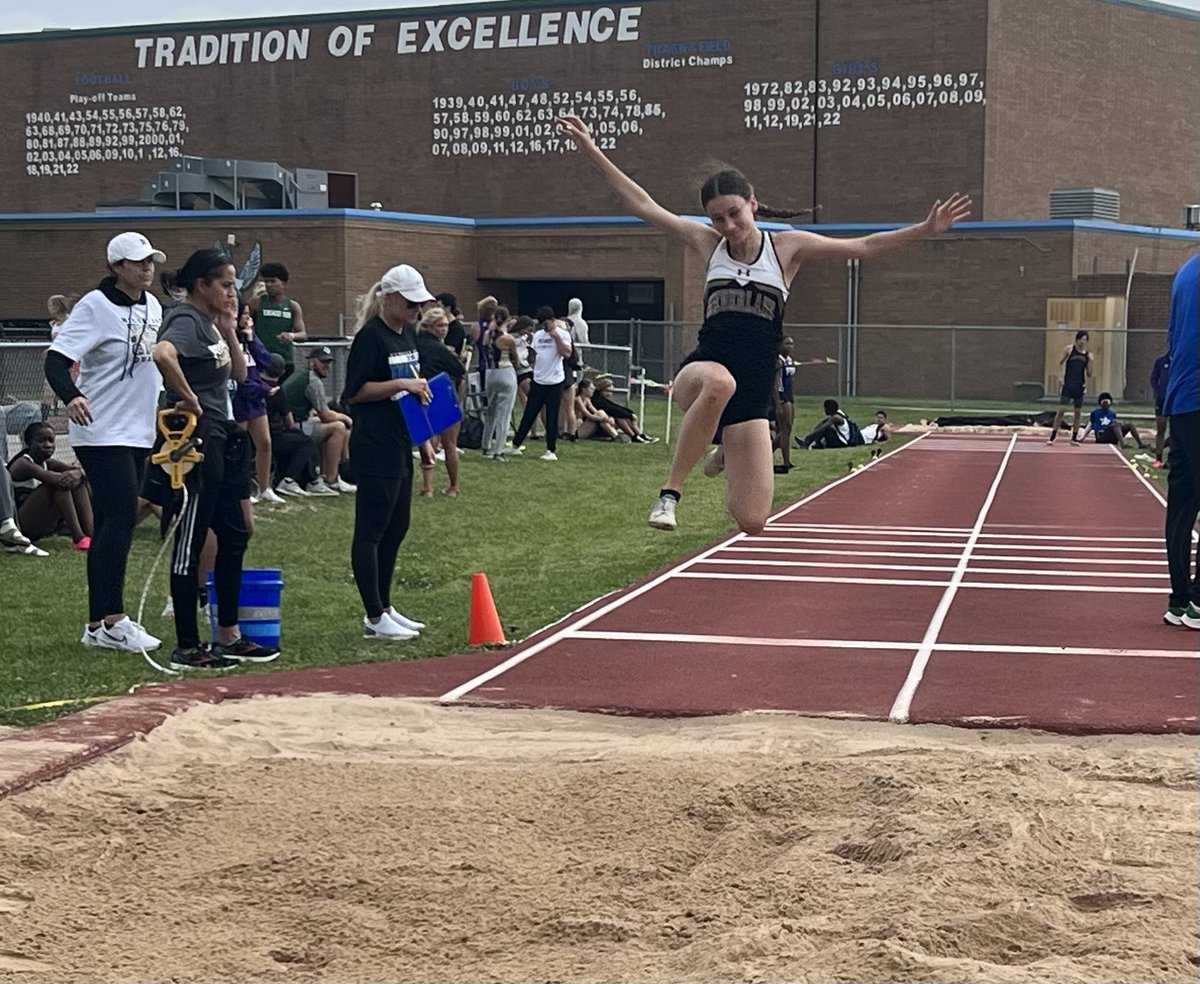NHS_TF's tweet photo. This is the first year for 17-5A to have all district for track and field and we had FOUR make the list with the top points scored. These 4 athletes scored a combined 59 of our 79 points at the district meet last week.

First Team

Ava Wh
Kamryn S

Second Team

Lana L
Ava W https://t.co/RsvoDcgBL2