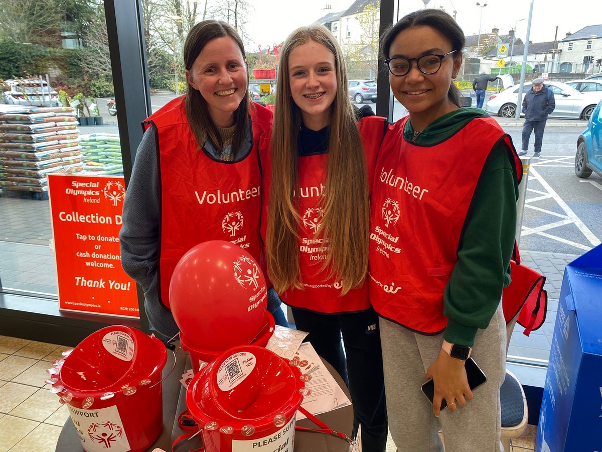 Thanks to Mary, Sarah and Aysia and all the crew collecting in <a href="/Aldi_Ireland/">Aldi Ireland</a> Portarlington in Co. Laois. 

If you cant make it into town today, you can donate online using the link below 📲
ie.taptodonate.co/tag/donate/TES…