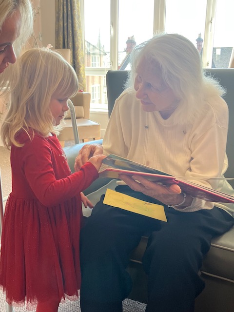 Kissing It Better tweet media