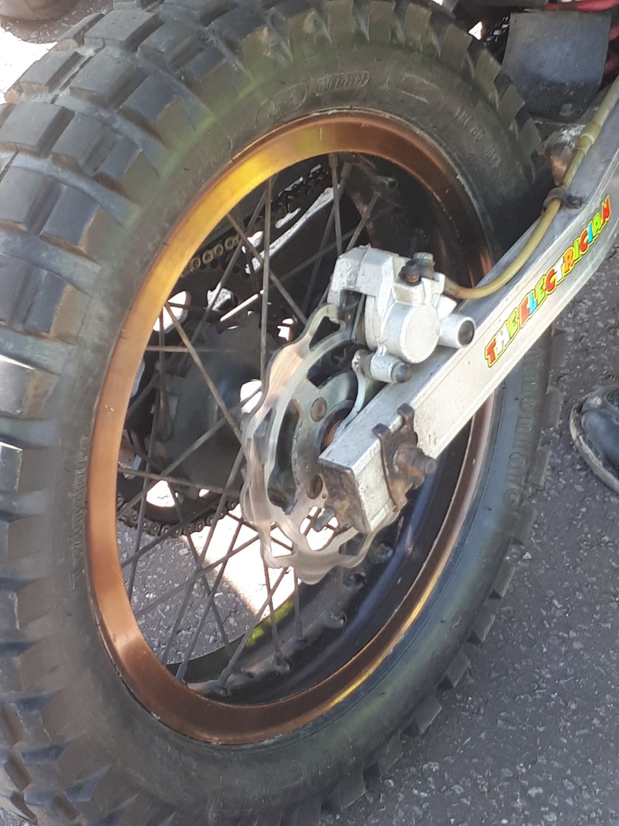 KMinsterCops's tweet photo. Yesterday, SNT were running Op Aquarius at @DVSAgovuk with support from @OPUWorcs. This was to address the national #2wheeloperation and speak with road users. 27 motorcyclists were spoken to, 1 reported for having no rear brake pads. #RoadSafety #policingpromise https://t.co/BiAlfd7tyD