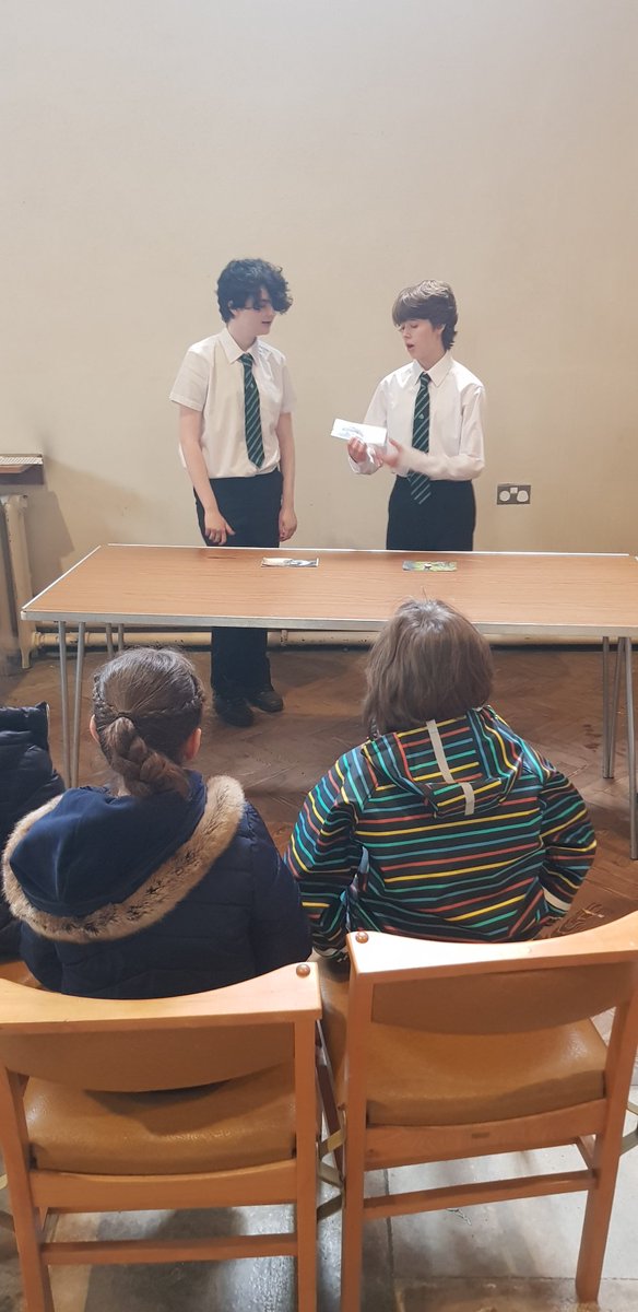 One of the presentations at St John's Church today on the plants and wildlife in Epping Forest.

🌿🌍