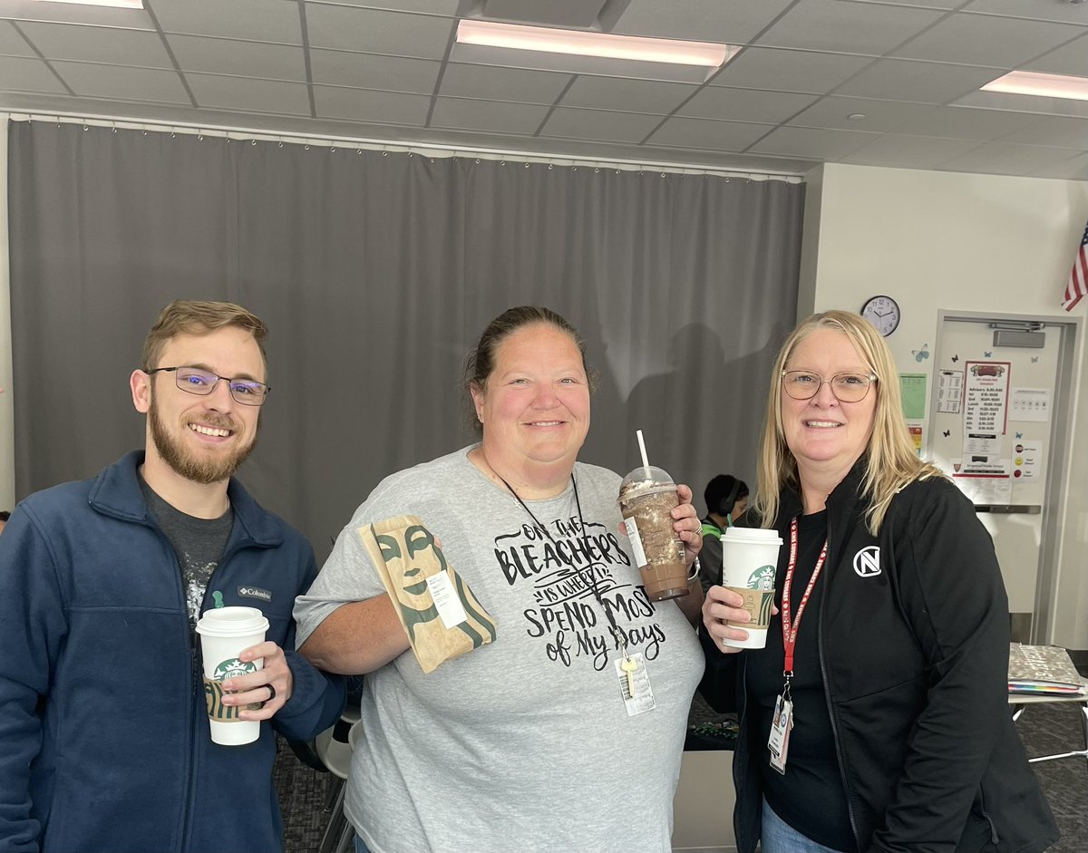 AnastasiaM74's tweet photo. We have the best parents here @HumbleISD_KMS https://t.co/3G0w0sQXCe