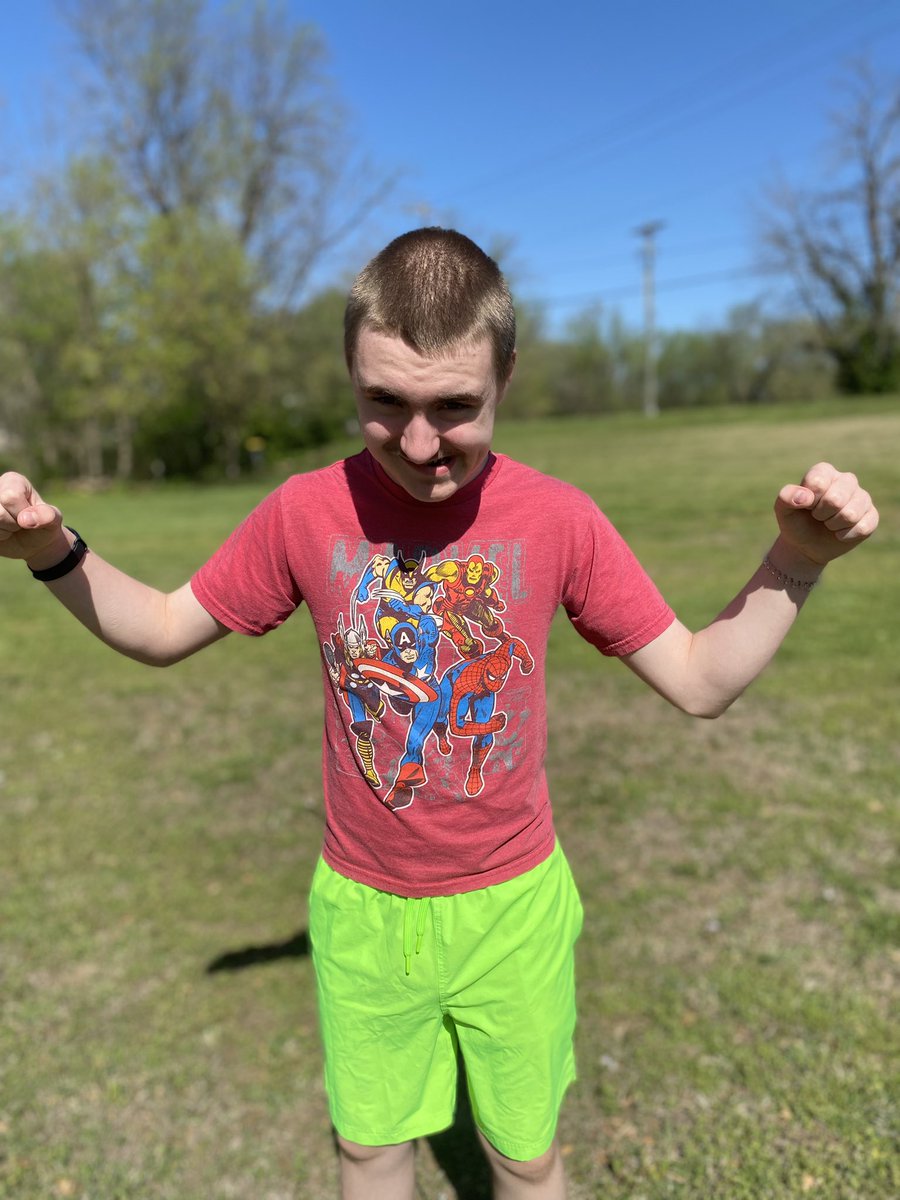 Lara Brunk tweet media