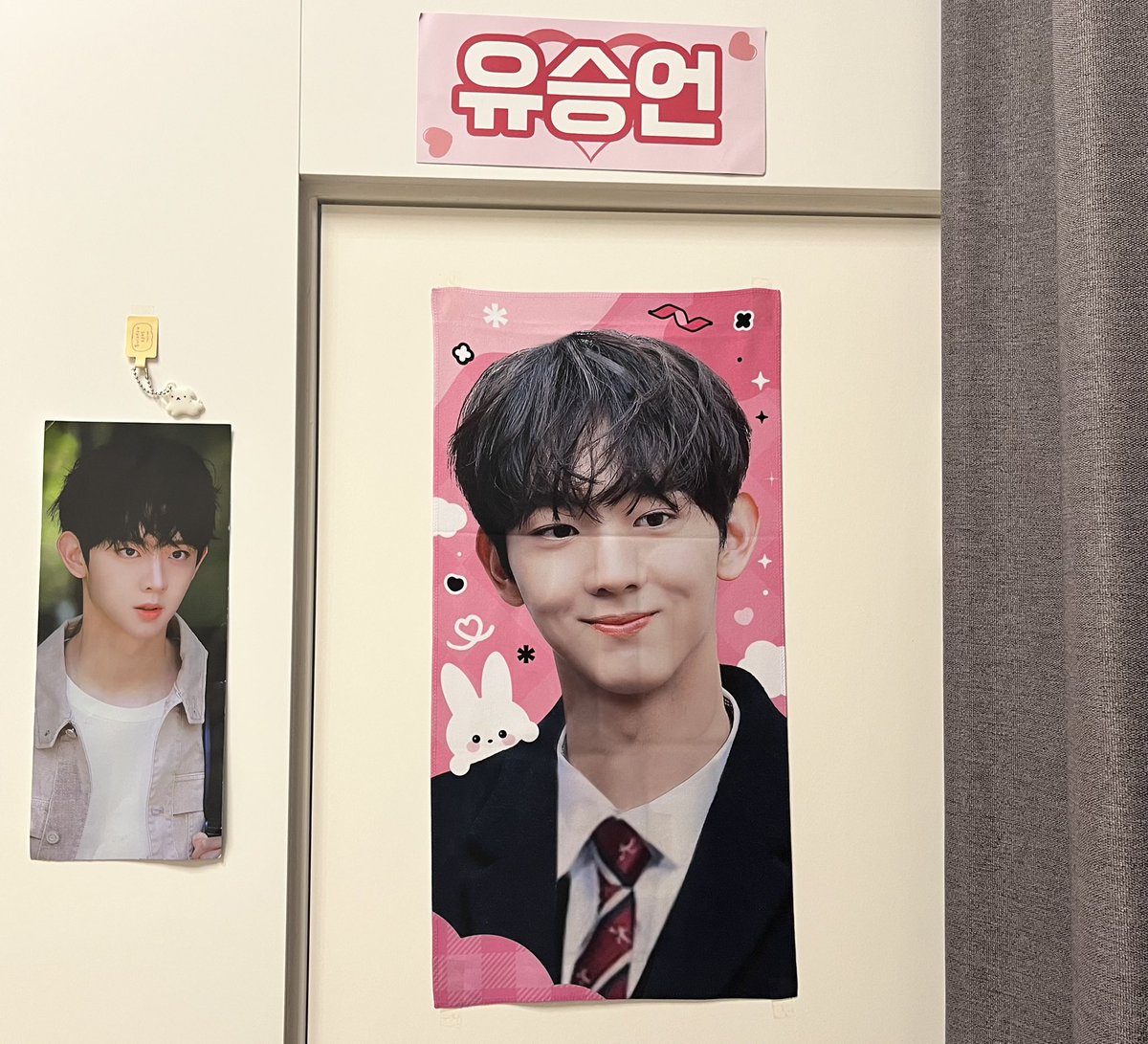 mo_o3eon's tweet photo. 힘들 때마다 승언이 얼굴 보면서 버티기
얼굴에서 빛이 나요 승언아
슬로건도 너무 예뻐요 ❛ᴗ❛ https://t.co/9YcMOvHvNN