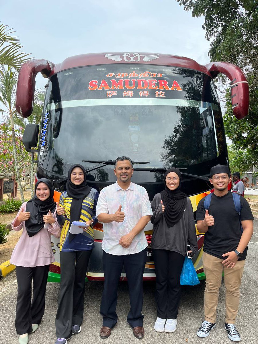 MPPKPMSI's tweet photo. Pada 20 April 2023, Majlis Perwakilan Pelajar 2023 telah menganjurkan program “Jom Balik Kampung”. Program ini bertujuan untuk membantu serta memudahkan pelajar KPMSI untuk balik ke kampung halaman dengan selamat dan mudah.

1/2 https://t.co/UdAnX3VBJ3