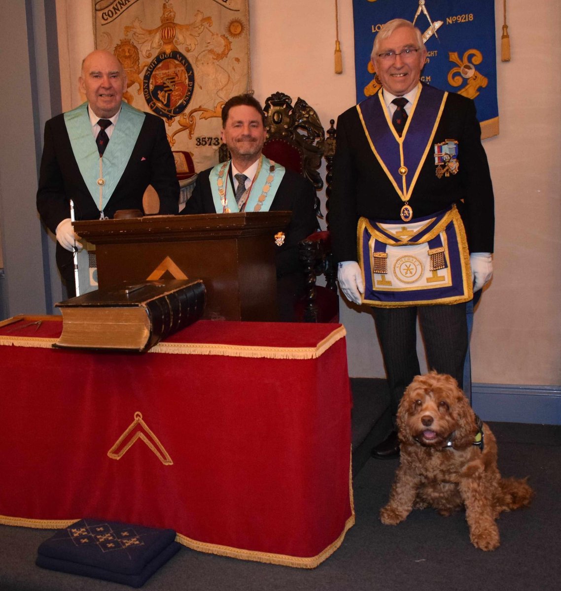 LodgeConnaught's tweet photo. 111th Installation Meeting
Wednesday 19 April

In the presence of W. Bro Anthony Guthrie PSGD, Assistant Provincial Grand Master for Somerset, a full temple saw Bro Alastair Slade installed as the 111th Worshipful Master of Connaught Lodge. https://t.co/cYgxBzFPEI