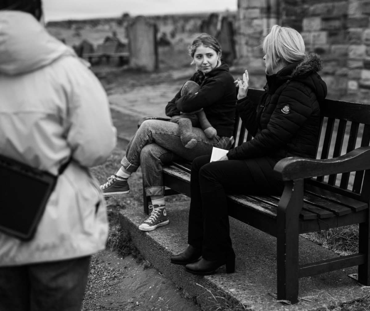 HuggoShortFilm's tweet photo. Some more BTS from Huggo 🐰📸 (credit @barnaby_fairley )

Check out our official page  @HuggoShortFilm  - check for more information about the film and the link in our bio to donate. Releasing 2023 🎥

#shortfilm #film #huggo #yorkshirefilm #BTS #babyloss #womeninfilm https://t.co/dtbSWe9mQV