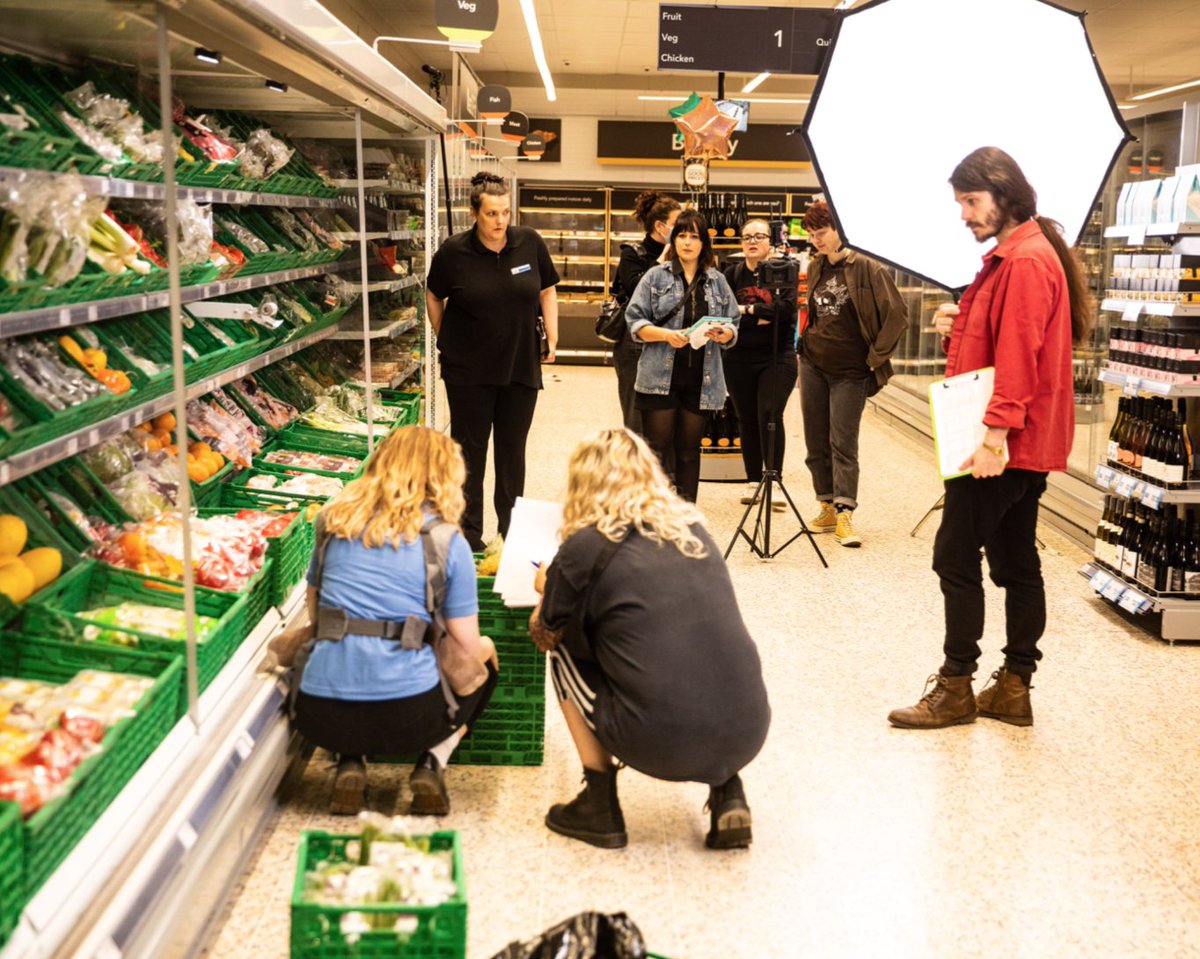 HuggoShortFilm's tweet photo. Some more BTS from Huggo 🐰📸 (credit @barnaby_fairley )

Check out our official page  @HuggoShortFilm  - check for more information about the film and the link in our bio to donate. Releasing 2023 🎥

#shortfilm #film #huggo #yorkshirefilm #BTS #babyloss #womeninfilm https://t.co/dtbSWe9mQV