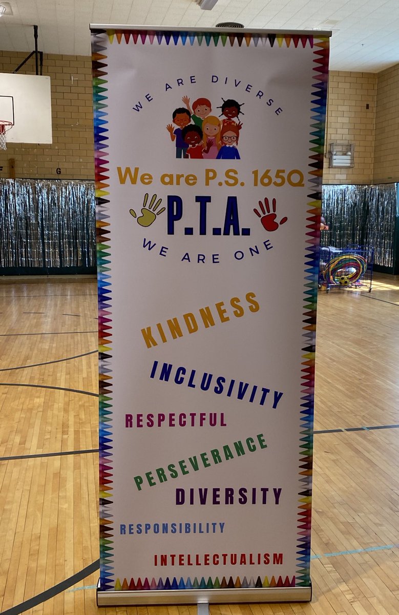 PrincipalNealy's tweet photo. Each day we work on our Core Values at PS 165Q #fromManyWeAreOne https://t.co/xmEn26CmdV