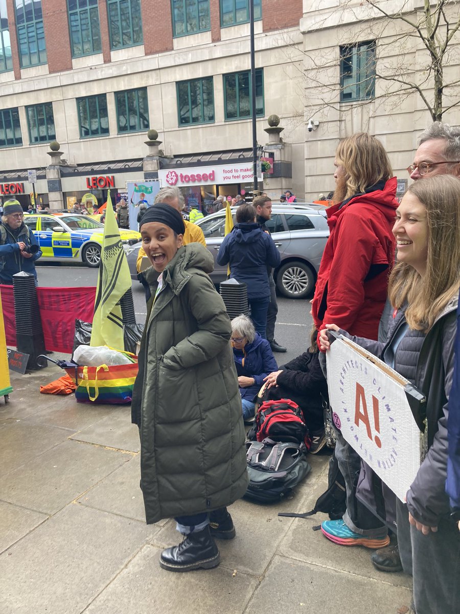 bobby_jewell's tweet photo. Amazing on talks on housing justice outside @luhc with @ArchitectsCAN @zerocarbonhouse @RachaelOwensArc @ImmyKaur, Home Energy Action Lab and a wendy house retrofit display https://t.co/9LlmSGpWvs