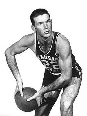BoscoesBoys's tweet photo. Rest in Peace to Mr. K-State: Ernie Barrett. An All-American basketball player, a game changing Athletics Director, and the best of all K-State fans, there will not be any better Wildcats than him. https://t.co/LQElR5vVQq