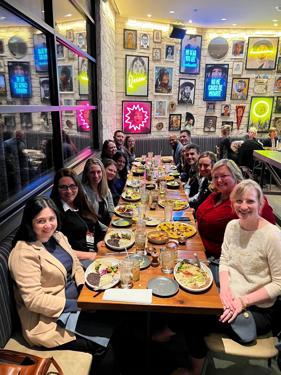 BrightCrowd's tweet photo. We had a great time in Phoenix at the AAMC Conference for Institutional #Advancement! Dinner with @BrightCrowd partners offered inspiring conversation on how we can better serve them and all #medicalschool advancement shops! #highered #fundraising #alumni https://t.co/jXUtHrSIwI