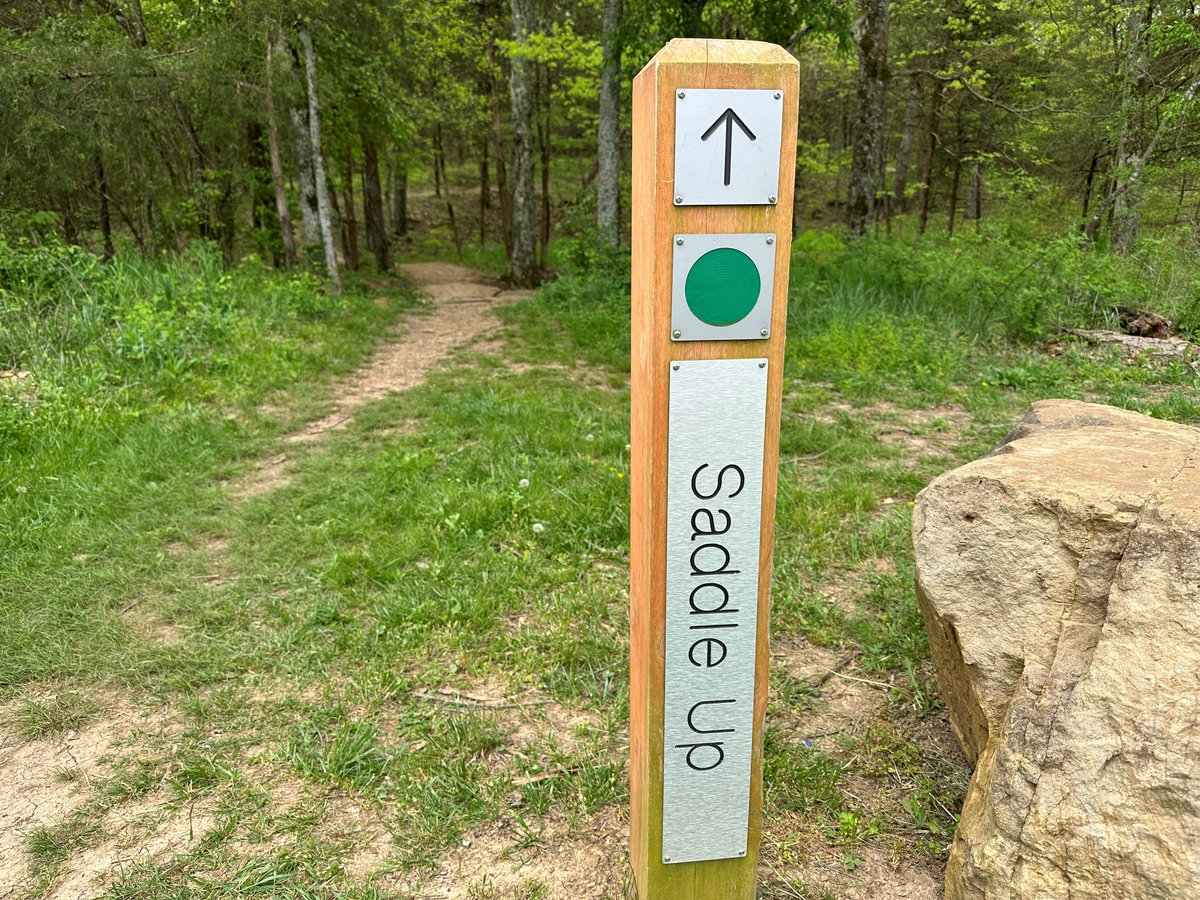 FYVgov's tweet photo. 🚵‍♂️ HEADS UP: The Saddle Up trail at Kessler Mountain will be closed to the public starting Monday, April 24.

Crews will begin usability improvements that will also create Fayetteville’s first natural-surface trail to accommodate adaptive mountain bikers.

https://t.co/cv85QHffzB https://t.co/klH4A8msdV