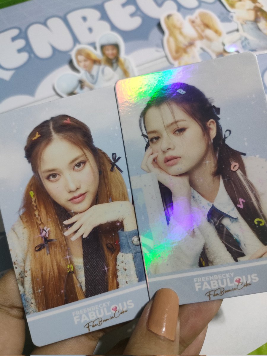 JFlower103's tweet photo. Thank you for the freebies @labyrinthprints . We'll surely treasure this with my friends.

#FreenBeckyFanBoomCebu 
#beckysangles 
#srchafreen https://t.co/JIZnwv7FYP