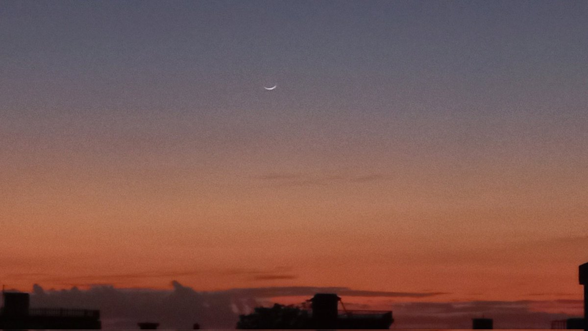 aby_aamir's tweet photo. Chand Mubarak everyone.❤️
Keep Pakistan and Imran Khan in your prayers https://t.co/50OoCh4Ruw