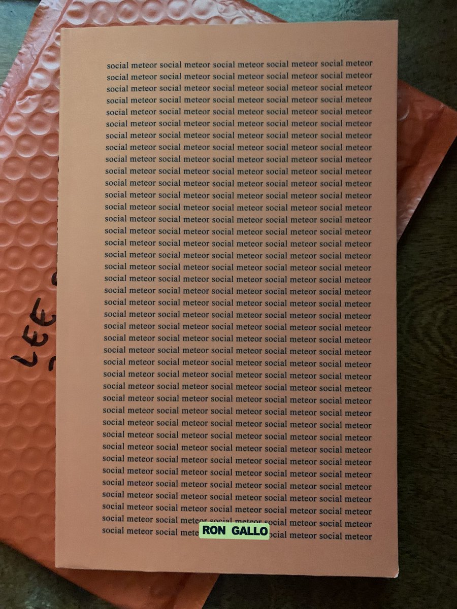 Yzer0Ne's tweet photo. Looking forward to getting into this book by @rongallo over the weekend. I can already tell it is going to be delightful from flipping through the pages. https://t.co/PSRJo5r7Rt