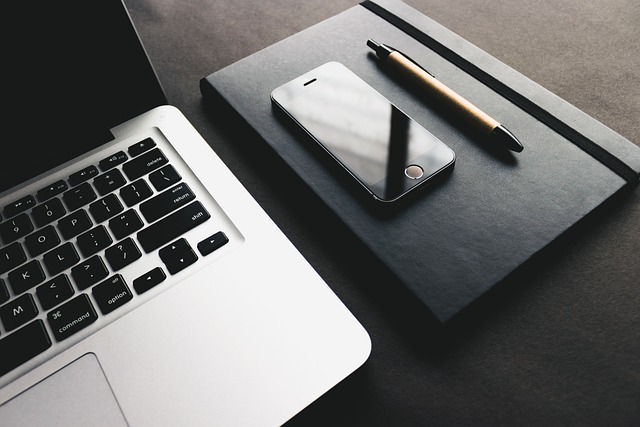 InnoHosting's tweet photo. Keeping your old IT systems can cause issues when it’s time for upgraded options. However, knowing when it is time to opt for upgraded IT systems is another story entirely. Read more: https://t.co/OaVIkeivA5 https://t.co/Lnav0rCAw9