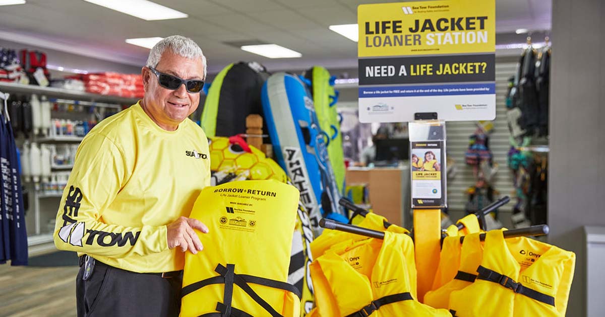 SeaTowFdn's tweet photo. Does your business have surplus life jackets to donate? The Sea Tow Foundation is calling on the Boating Industry to save lives through life jacket donations. Learn more online at https://t.co/kxqofRJyHn
#SeaTowFoundation #LifeJacketLoanerProgram #YellowLifeJacket https://t.co/3pbvxjxMoD