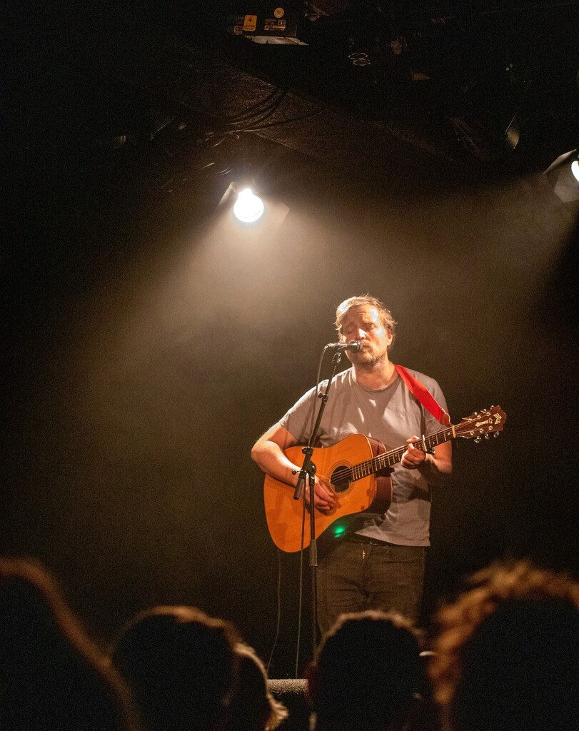 tomnijkamp's tweet photo. @jameswalshmusic in het @burgerweeshuis in Deventer
.
.
.
.
.
#concert #music #netherlands #concertphotography #live#livemusic #musicphotography #gig #holland #photography#band #show #instagood #guitar #photooftheday#gigphotography #concertphotographer #concertphoto#livephot… https://t.co/UH2GCobA09