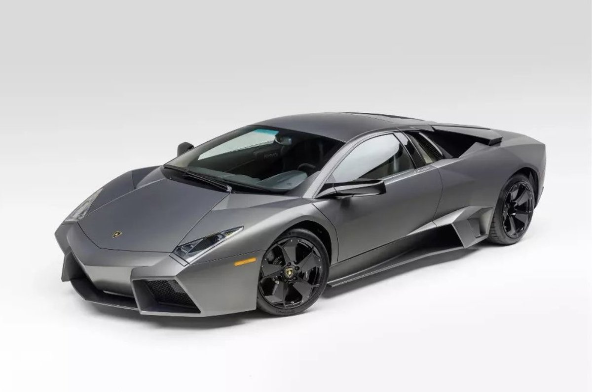 LamboCIub's tweet photo. Reventon https://t.co/U0DIpnYd5o