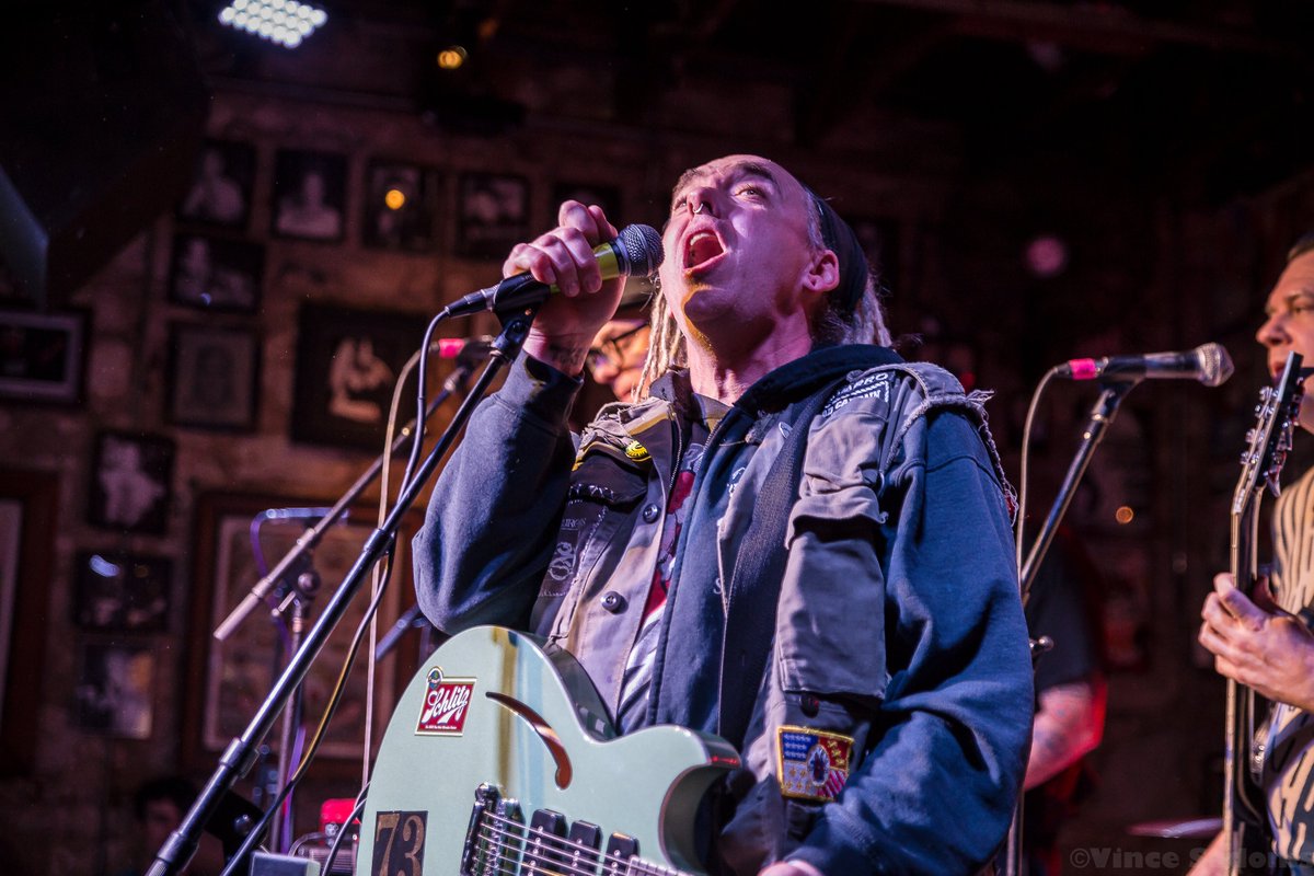 FavSightsSounds's tweet photo. Full gallery now up of @traitorsska from the @BadTimeRec tour at @3LinksDeepEllum Make sure to pre their album coming out 5/19! More photos here: https://t.co/AtZkpLAVFO
#jnavarroandthetraitors #ska #concertphotography #photography #badtimerecords https://t.co/U6d1rpTLwO