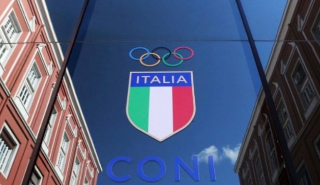 JU29ROTEAM's tweet image. 🤜 #DisdettaSkyDazn 🤛

Parliamoci chiaro: la giornata di ieri ci ha riservato due enormi brutte notizie. 
La prima è il rinvio alla Corte Federale d'Appello con la conferma della condanna per Agnelli, Paratici, Cherubini ed Arrivabene che non può che disegnare un futuro a tinte