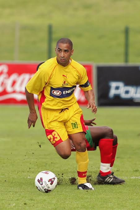 prophilani's tweet photo. I don't know if you'd want to argue but here's my goat, #BestLeftBack in the PSL era... or am I blinded by © &amp; over 400 PSL appearances? https://t.co/VEUd70dQcs