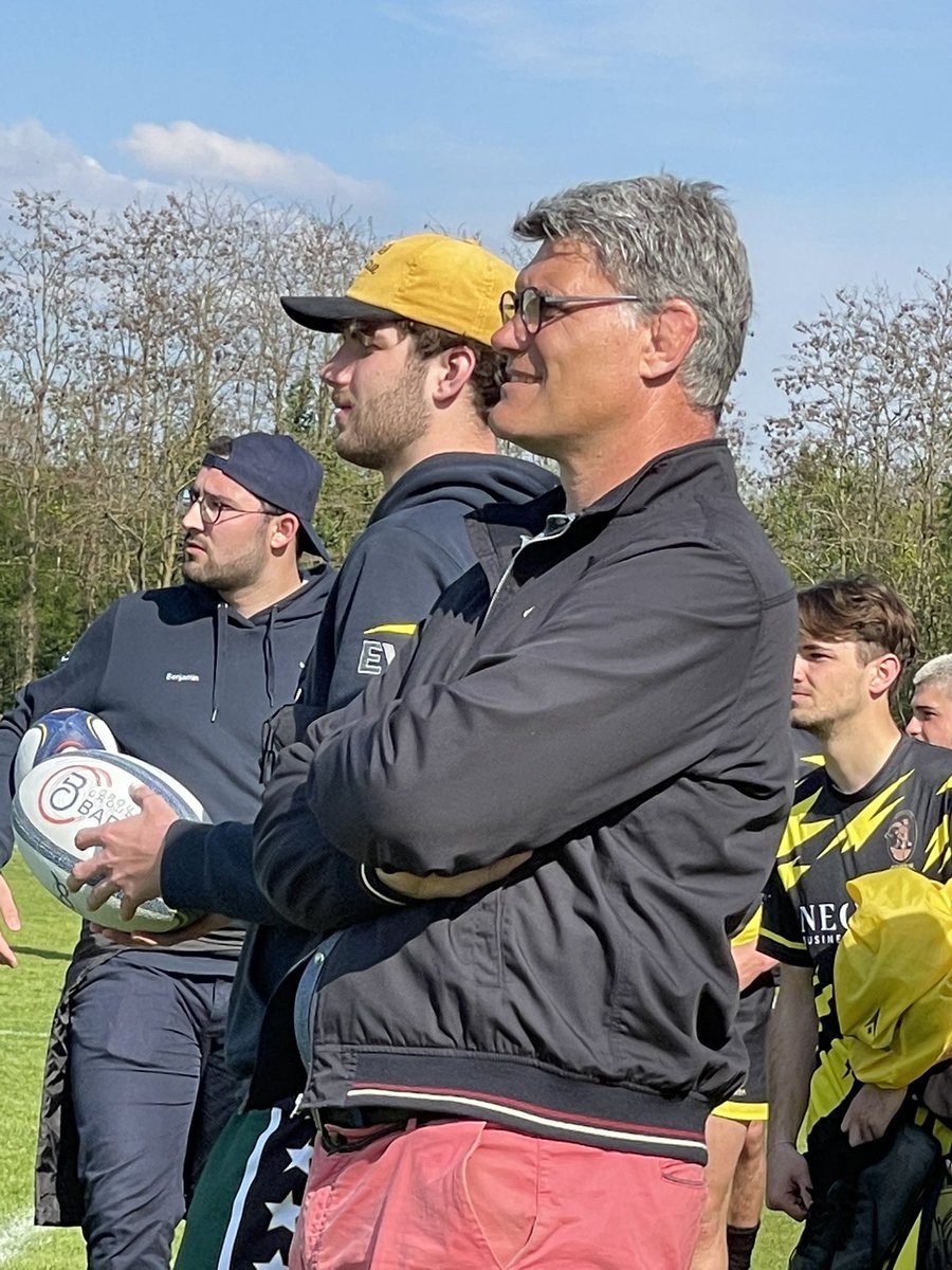 steph_everaert's tweet image. Vivre un tournoi de #Rugby de l’intérieur, c’est… énergisant et le mot est faible 🤩 ! Fière de soutenir, avec @NEOMAbs, le tournoi EY TOP EIGHT, la plus grande compétition étudiante de rugby de France, 100% organisée par les étudiants de #NEOMAbs @AssoTop8 @EYRecrute