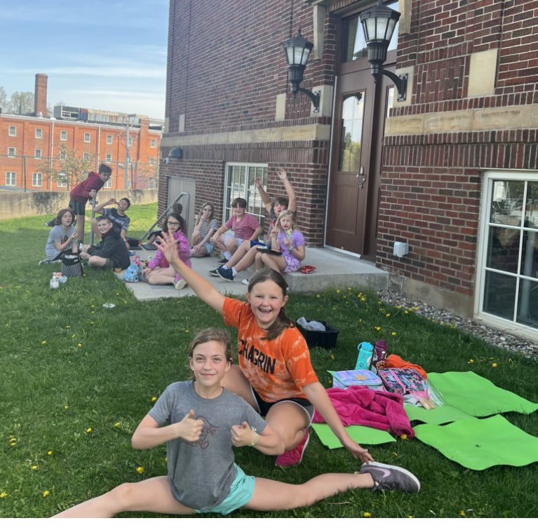 Goden_History's tweet photo. Perfect day to ponder climate change and eat outside in this beautiful weather. #kidsrule #earthday #writethestory #thisischagrin #cfis https://t.co/p9zrhFcuP8