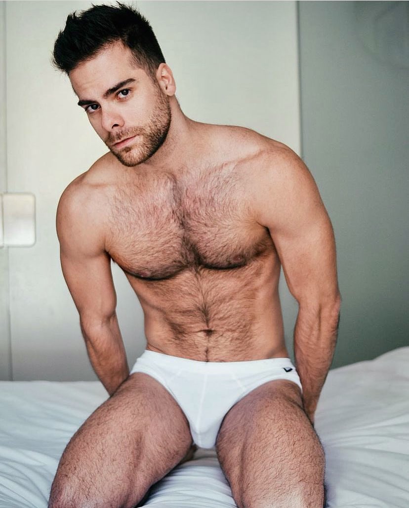 thelatebirds's tweet photo. Rainy 🌧️days in #Lisbon are to stay in bed all day long! Do you also prefer to stay in bed too? Book now your room. 🤗 #gayhotel #gaylife #gaytravel
👉🏼https://t.co/oRzy6J64N6 https://t.co/9LZnkEO2sh