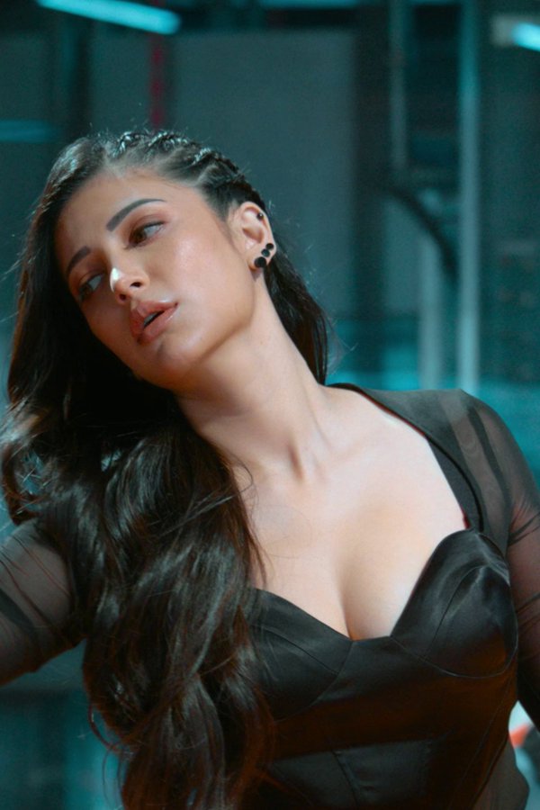 FuP6RnraIAEfFMe?format=jpg&name=900x900