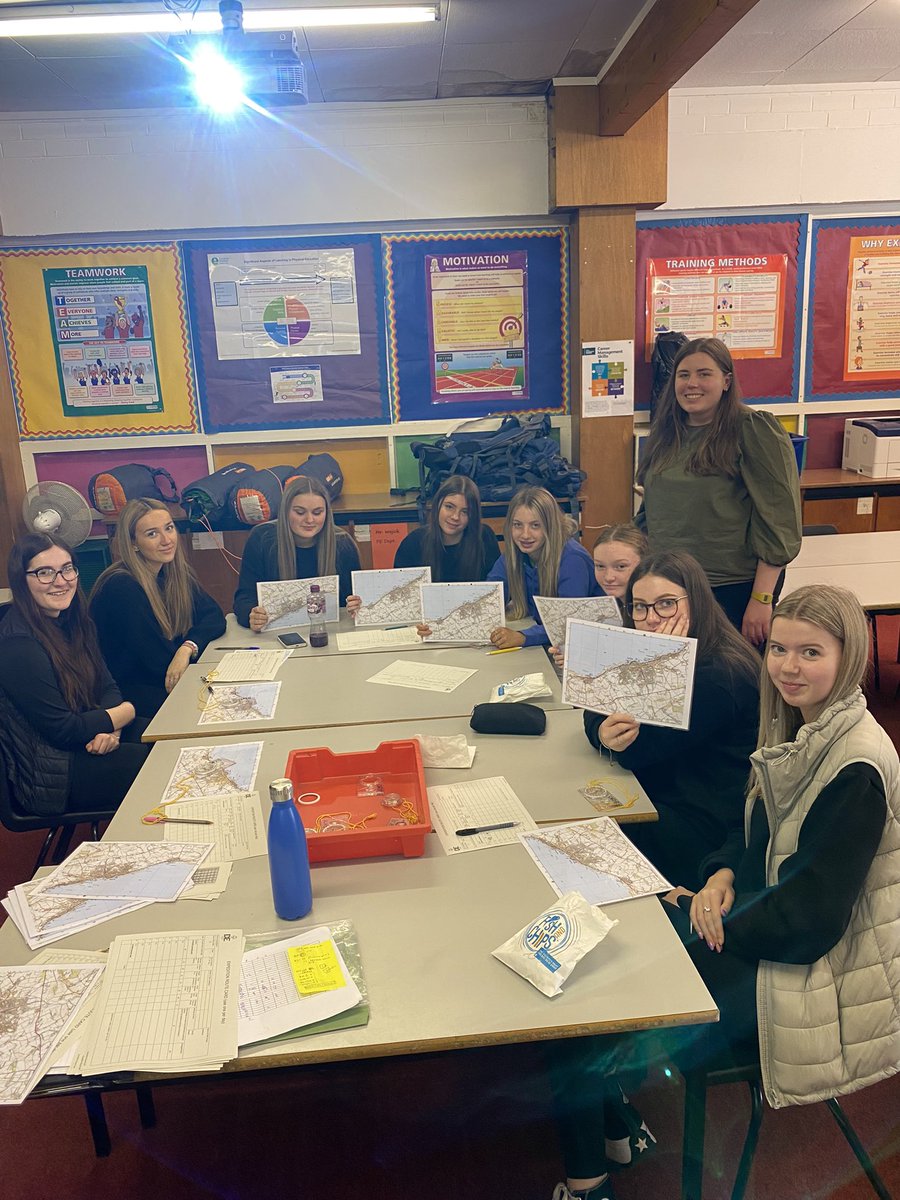 MrTaylorP_E's tweet photo. Well done to all who attended the silver DofE training afternoon and a massive thank you to Miss Helyer for organising the engaging sessions @BuckieHighNews https://t.co/Zwd7R8Fb04