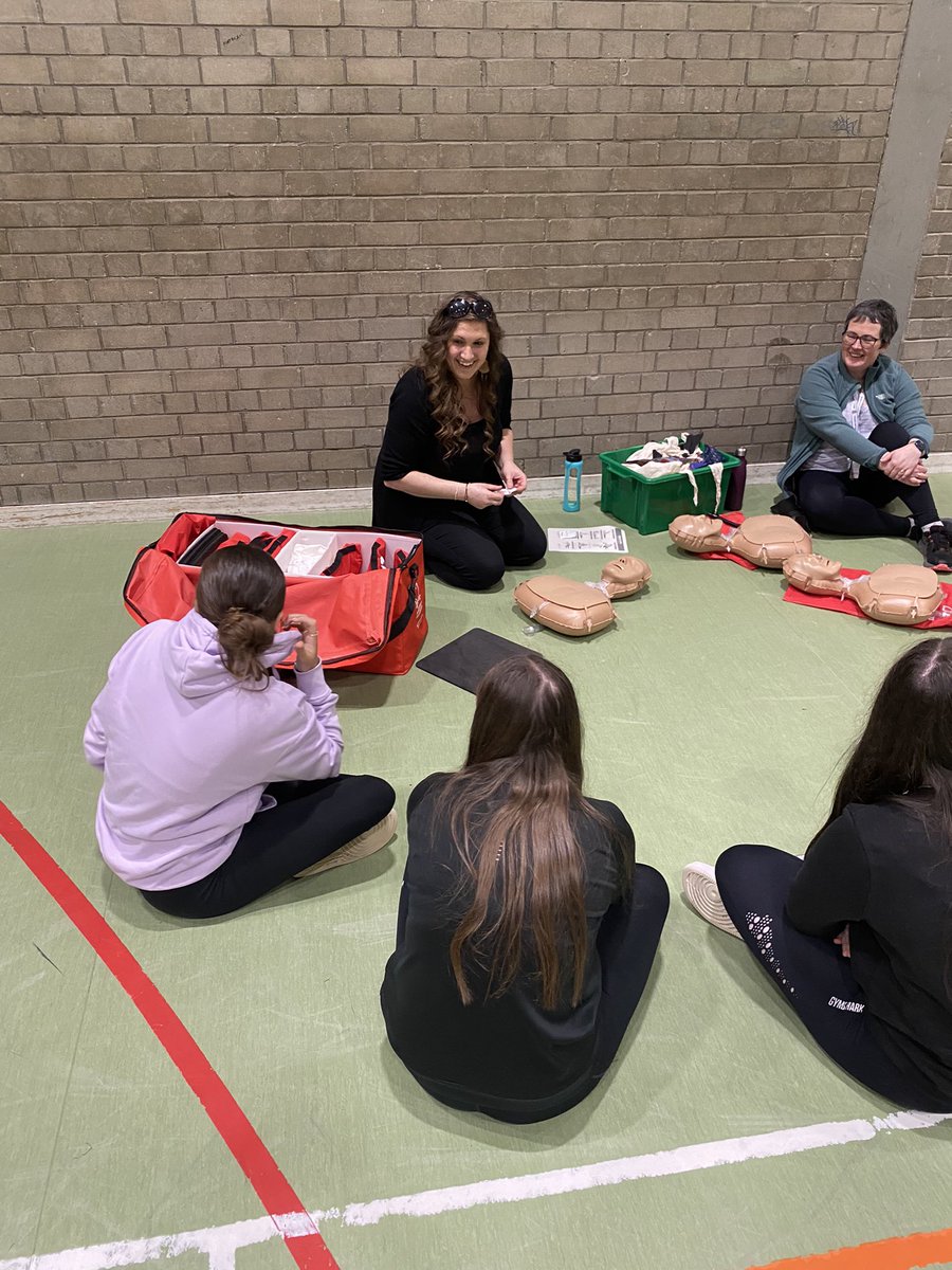 MrTaylorP_E's tweet photo. Well done to all who attended the silver DofE training afternoon and a massive thank you to Miss Helyer for organising the engaging sessions @BuckieHighNews https://t.co/Zwd7R8Fb04