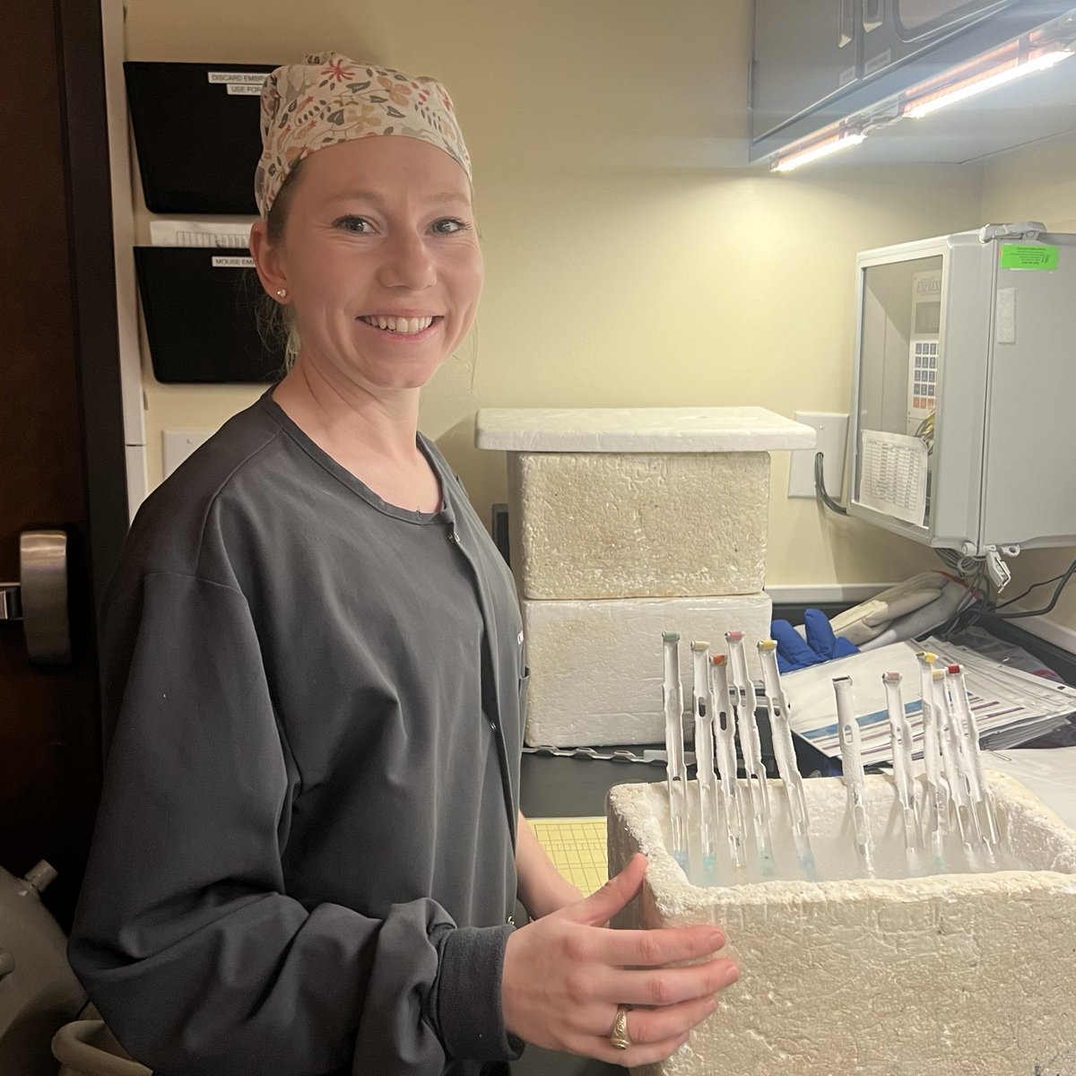 txfertility's tweet photo. #Embryofreezing is an excellent option for couples who want children, but may face barriers to conception in the future. Here you'll see Elizabeth from our lab handling frozen #embryos with expert care. Learn more about your #fertilitypreservation >> https://t.co/yR8a8TKklw
#TFC https://t.co/jwMqaetUX1