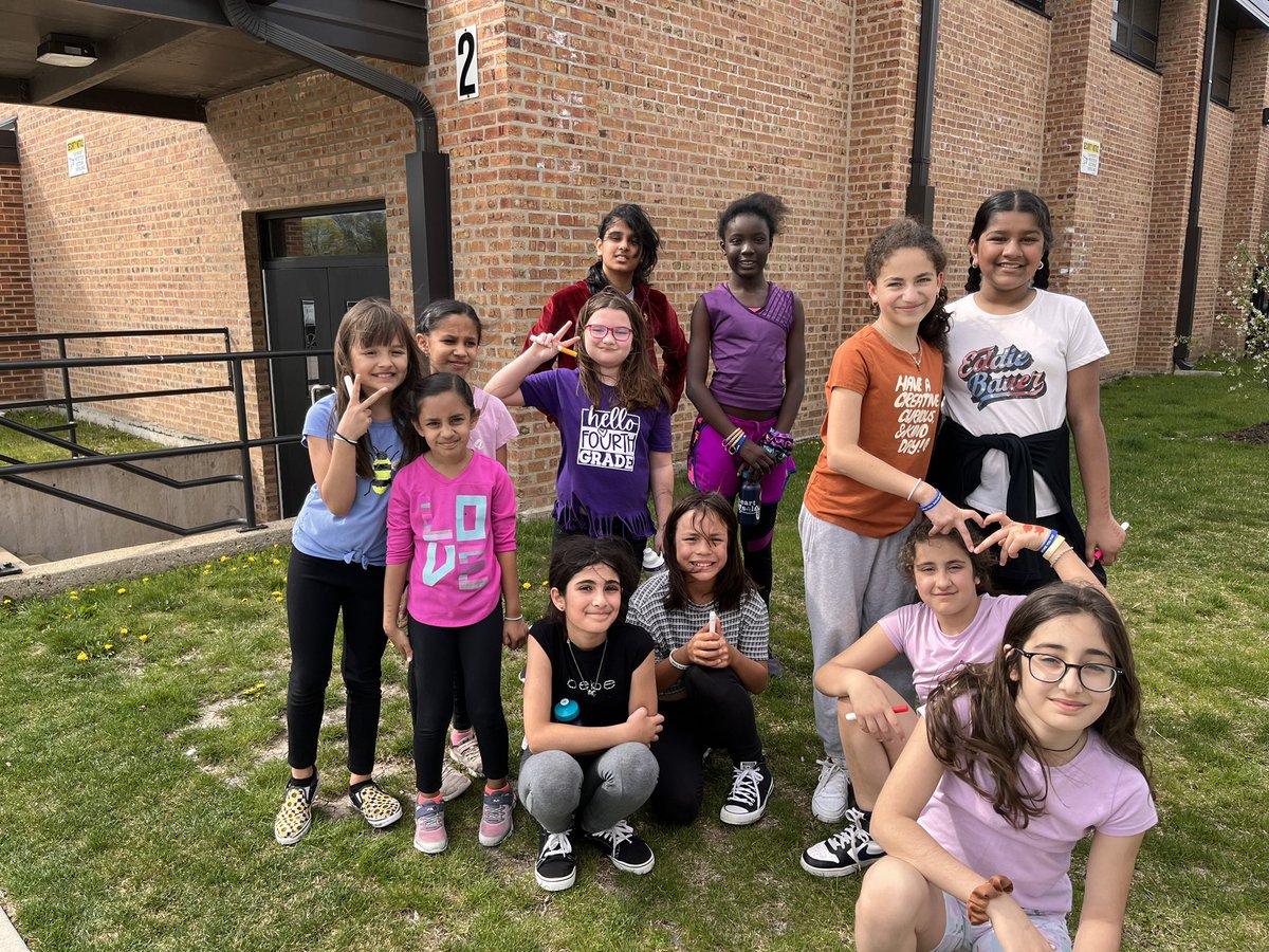 Mrs_Dulmage tweet media