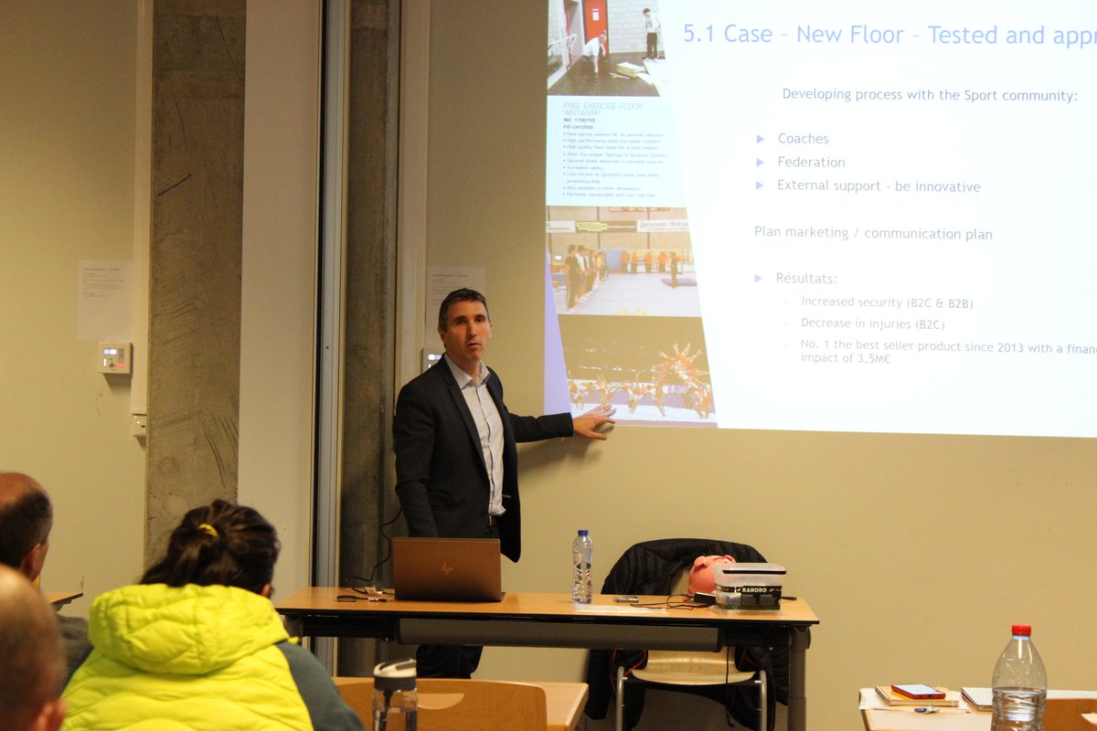 SMUCLouvain's tweet photo. The second module of the BOA took place this Thursday and Friday in Gent. We spoke about communication, makerting and sponsoring and attended the congress "She Leads".

Thanks you to our quality speakers for sharing your knowledge and experience to our participants 📚 https://t.co/FgSB57FxPx
