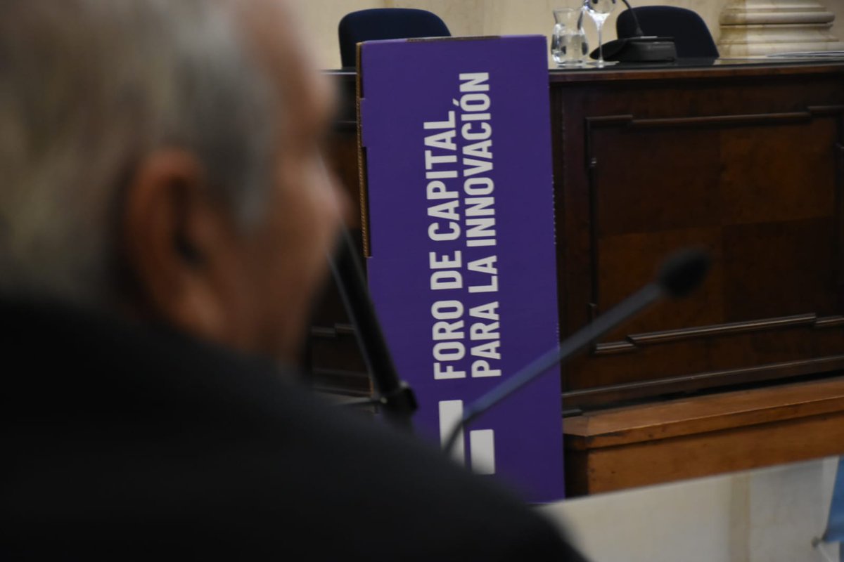 uisfok's tweet photo. #ForodeCapital
📌Acompañamos la 15ª edición del @Foro_de_Capital con la presencia de @omarperotti , @emiliojaton y @mammarellaej https://t.co/kLxekvOy00