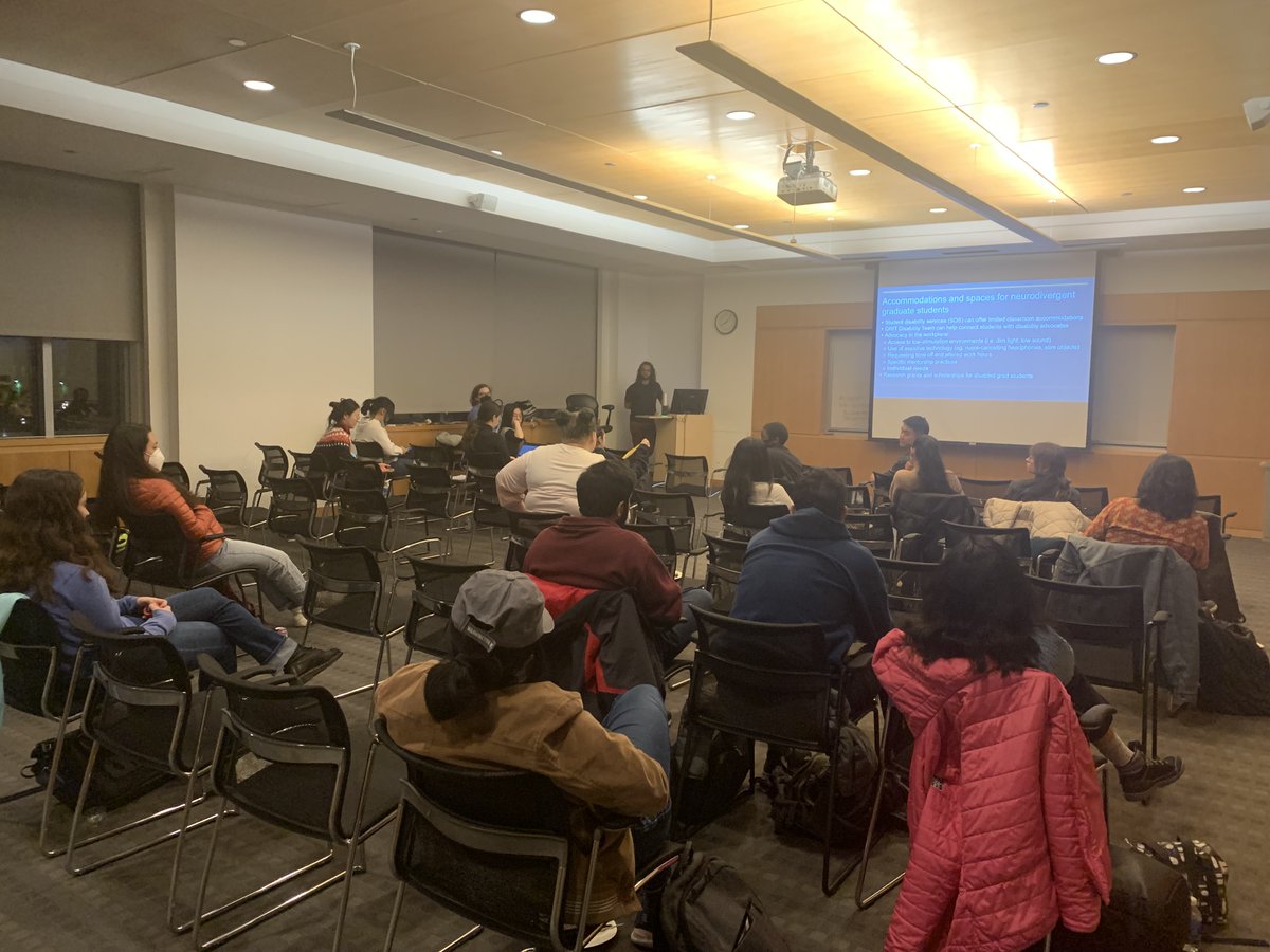 UChicago Graduate Recruitment Initiative Team tweet media