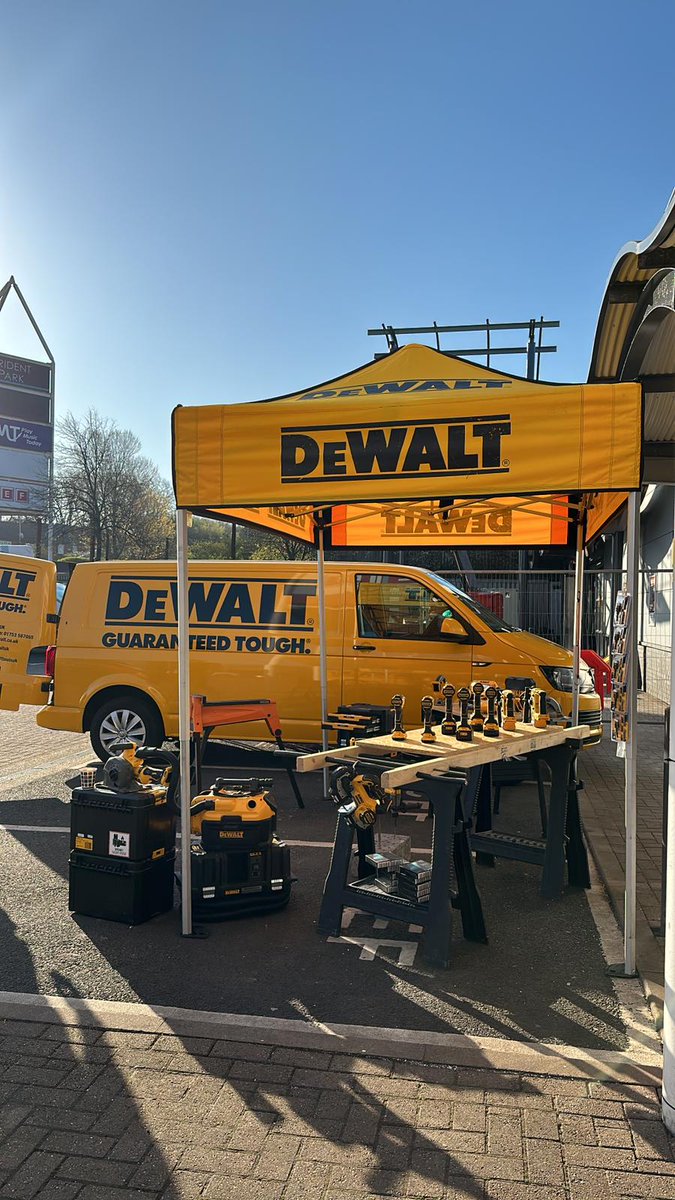 cefonline's tweet image. Who doesn't love a trade day?! It was great to see so many of our customers getting to grips with @DEWALTtough power tools, including the all-new Powerstack, at selected CEF branches. Thank you to everyone who came along. #Dewalt #TradeDay #Powerstack