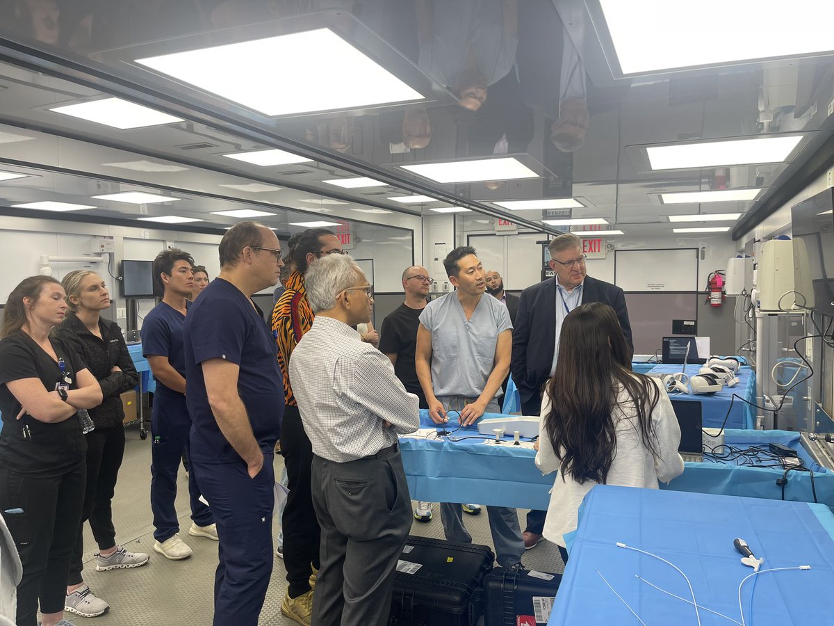 DrRoderickTung's tweet photo. My first trailer talk! Fun night with @MDT_Cardiac with hands on mobile sim lab for LBBAP discussion and training. Coming to a city near you! https://t.co/TtEtea7CAx