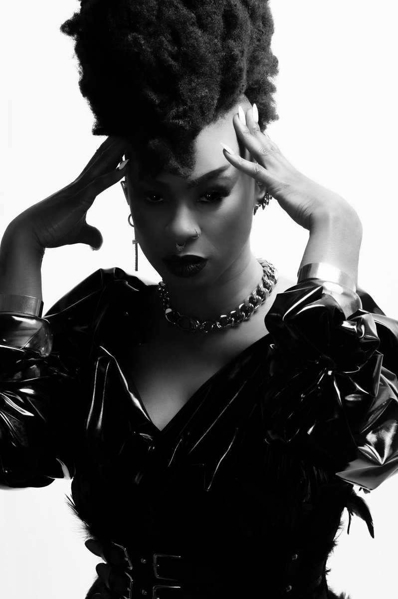 Queenmakoma1's tweet photo. #new #single release #everythingisnothing #may #19th #2023 https://t.co/ODjn2lmZY4