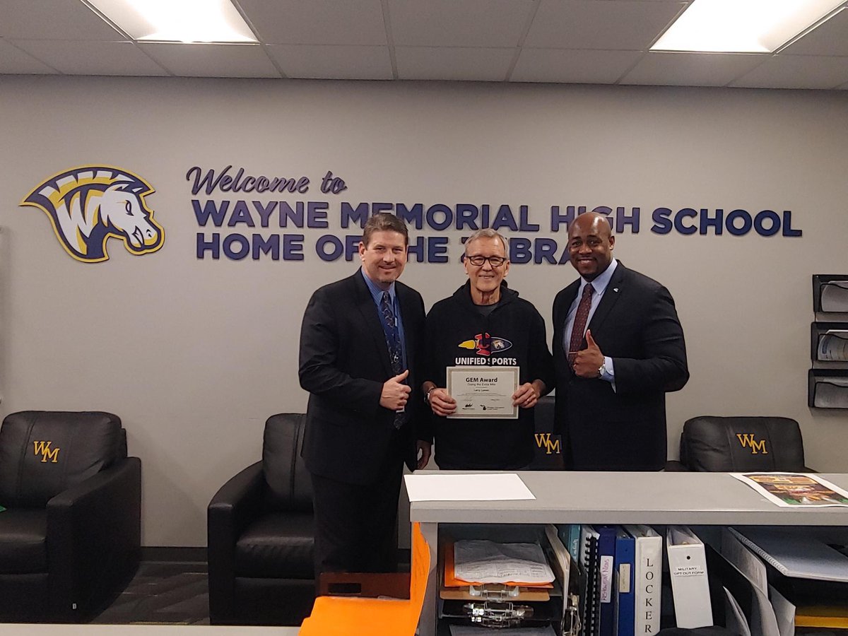 WWCSD's tweet photo. Congratulations to our March G.E.M. awardees Jean Barber (Schweitzer Elementary), Jeanie Down (Transportation), Larry Lyman (Wayne Memorial High School) and Julie Rave (Adams Middle School). Thank you for Going the Extra Mile! https://t.co/qF5GFgimbb